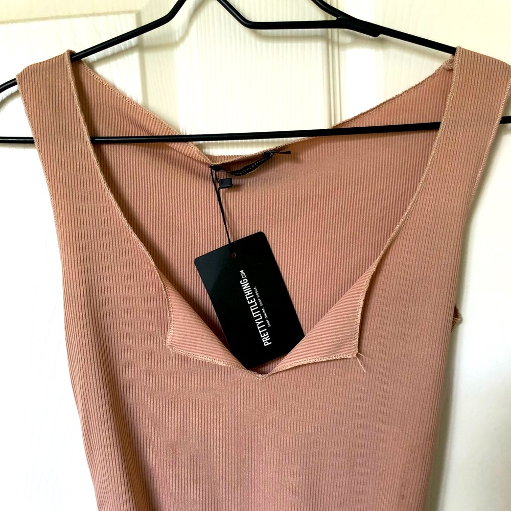 Pretty Little Thing-Size 6. Mocha body suit